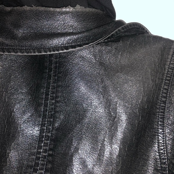 Black Rivet faux leather motorcycle jacket (M) - Picture 8 of 9